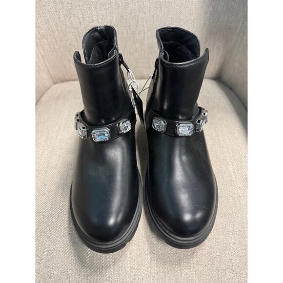 NWT Girls Art Class Black Catalina Boots - Size 4 - Picture 2 of 4